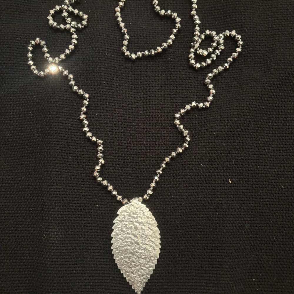 Silver Leaf Pendant Necklace